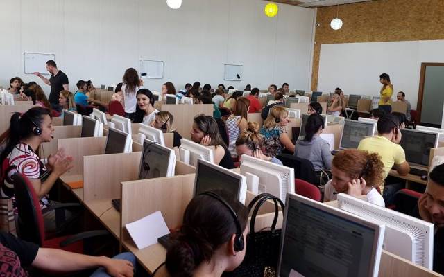 30 kompani Call center pezullojne aktivitetin